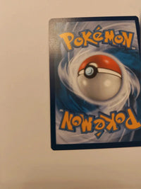 Galarian Zapdos 082/203 | NM actual card photograph 8
