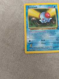 Tentacool 56/62 actual card photograph 3